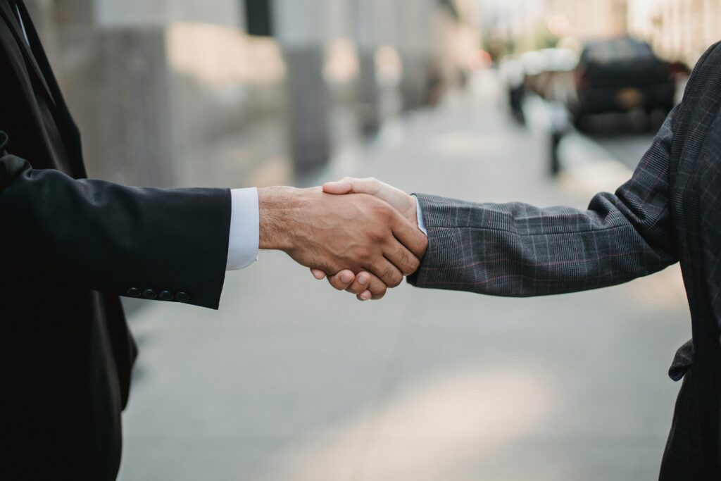 customer+shaking+hands+pacificeld